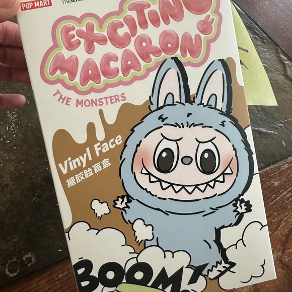Exciting Macaron Vinyl Face Toy - Picture 1 of 1